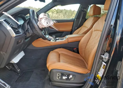 2023 BMW X6 xDrive40I z USA, uszkodzony, nr VIN 5UXCY6C09P9P95932